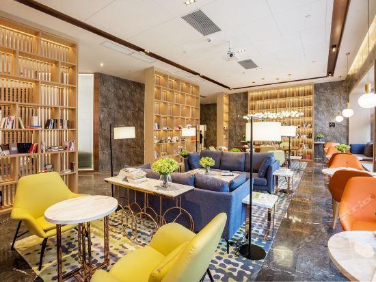 Shenzhen Bantian Huaweizhongcheng Atour Hotel Екстер'єр фото